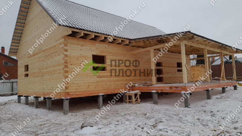 Дом из бруса под усадку по проекту ДБ-198